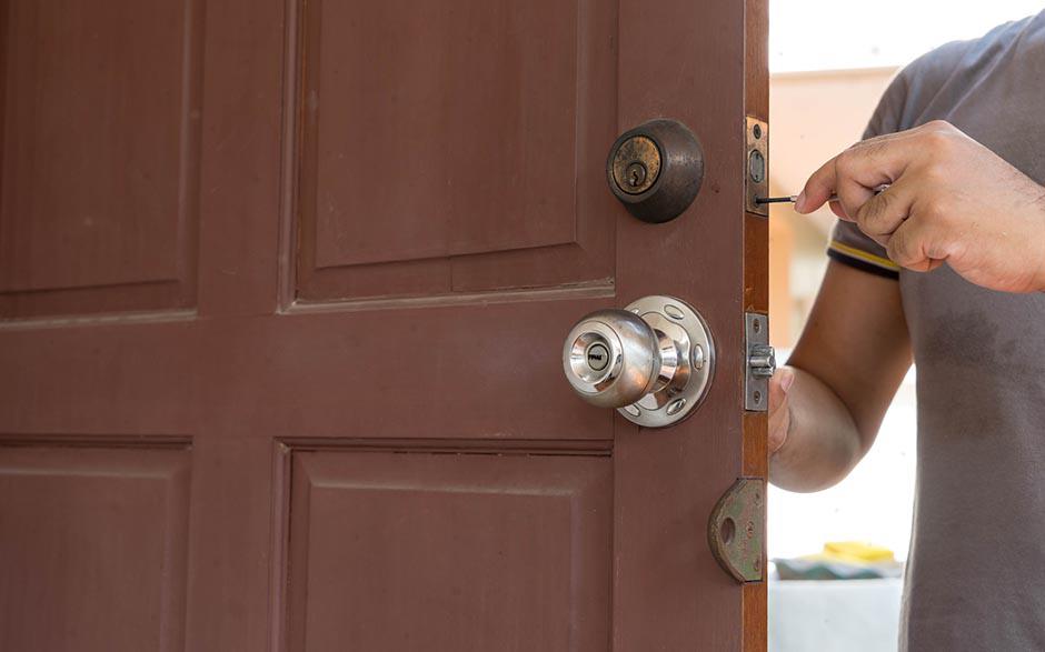 serrurier pour ouverture de porte coincée Vigneux-sur-Seine